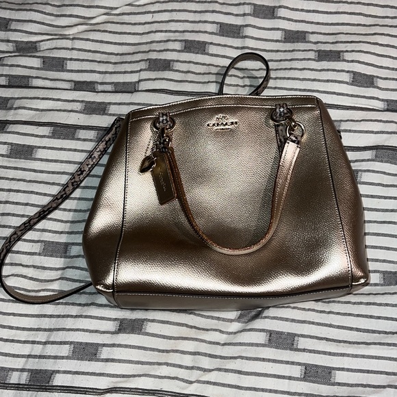 COACH MINETTA CROSSBODY & WRISTLET IN METALLIC LEATHER WITH EXOTIC TRIM - Picture 2 of 13